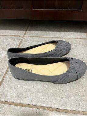New Women’s Pleated Toe Ballet Flats Grey Dressy Casual Office Wear 7.5